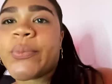 2moons_Full_Of_Love Chaturbate stream image from June 08, 2025