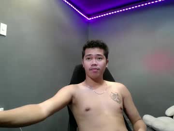 Urfuckinghighness Chaturbate stream image from June 08, 2025