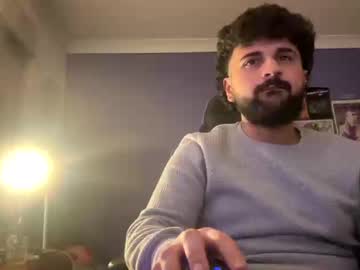 Hairyblur Chaturbate stream image from June 08, 2025