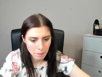 Pia_Desire Chaturbate stream image from June 08, 2025