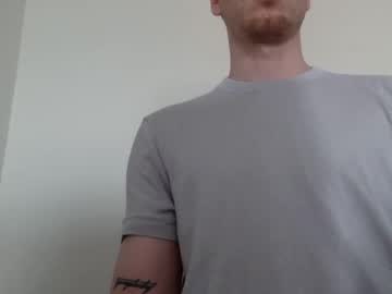 Fitgingerguyy Chaturbate stream image from June 08, 2025