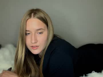 Melissalissaa Chaturbate stream image from June 08, 2025