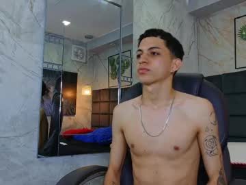 Papurite Chaturbate stream image from June 08, 2025