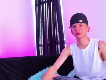 Brucewayne_Batman777 Chaturbate stream image from June 08, 2025