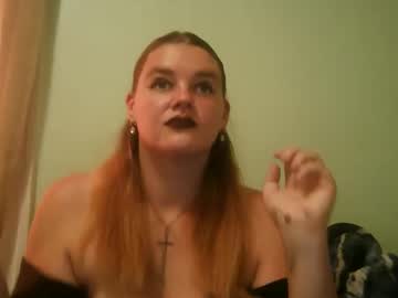 Curveymom2025 Chaturbate stream image from June 08, 2025