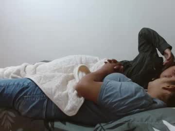 Kissesssdoublesss Chaturbate stream image from June 08, 2025