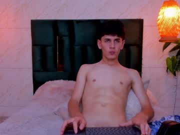 Erik_Williamss Chaturbate stream image from June 08, 2025