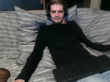Bponie1 Chaturbate stream image from June 08, 2025