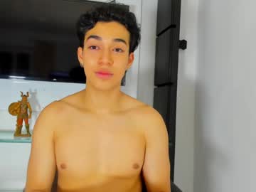 Noxx_Stark Chaturbate stream image from June 08, 2025