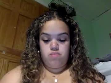 Littleliana_Xoxo Chaturbate stream image from June 09, 2025