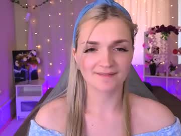 Annyhandd Chaturbate stream image from June 09, 2025