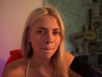 Aliceoceaneyes Chaturbate stream image from June 09, 2025