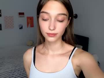 Smoothnesss Chaturbate stream image from June 09, 2025