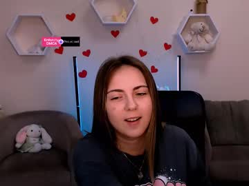 Lirael_Moon Chaturbate stream image from June 09, 2025