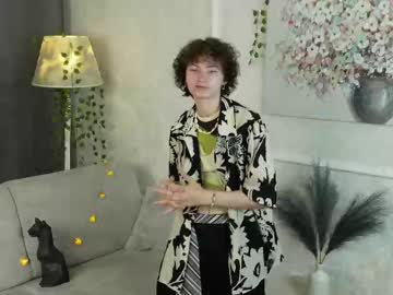 Blushwhisper Chaturbate stream image from June 09, 2025