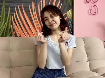 Nikolee_Doll Chaturbate stream image from June 09, 2025