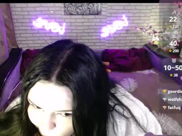 Alicelinderman Chaturbate stream image from June 09, 2025