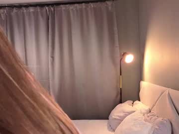 Bonnyflower Chaturbate stream image from June 09, 2025