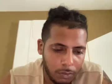 Kzen37313 Chaturbate stream image from June 09, 2025