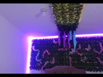 Bella_Hilton_1 Chaturbate stream image from June 09, 2025