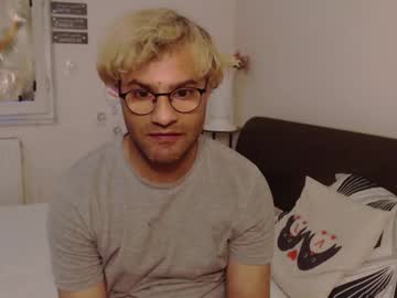Calvinjohnlad Chaturbate stream image from June 09, 2025