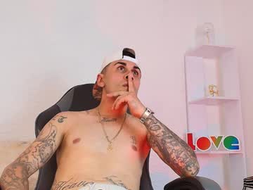 Bladeck_13 Chaturbate stream image from June 09, 2025