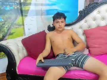 Lion_Thick07 Chaturbate stream image from June 09, 2025