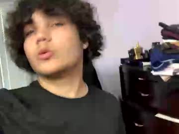 Itstylernicks Chaturbate stream image from June 09, 2025