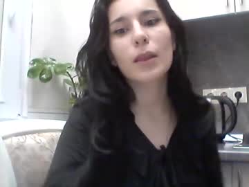 Amilla_V Chaturbate stream image from June 10, 2025