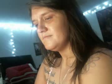 Tinadeal945 Chaturbate stream image from June 10, 2025