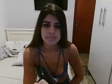 Kaylaloved Chaturbate stream image from June 10, 2025