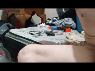 Thumper942 Chaturbate stream image from June 10, 2025