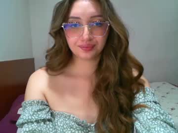 Katthy__47 Chaturbate stream image from June 10, 2025