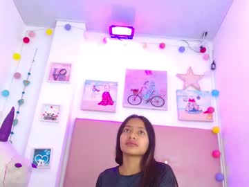 Lili_Roussi Chaturbate stream image from June 10, 2025