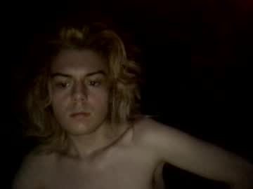 Lxxx333 Chaturbate stream image from June 10, 2025