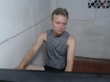 Hot_Mann11 Chaturbate stream image from June 10, 2025