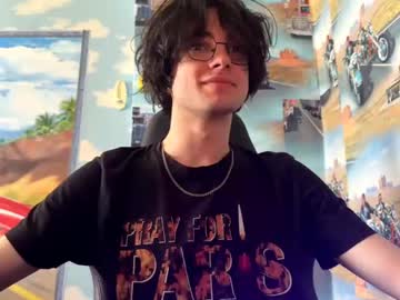 Huntershade Chaturbate stream image from June 10, 2025