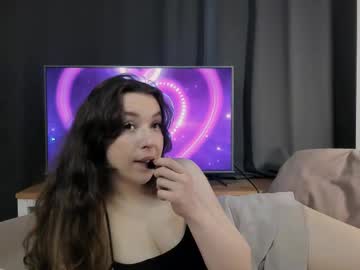 Petulafletcher Chaturbate stream image from June 10, 2025