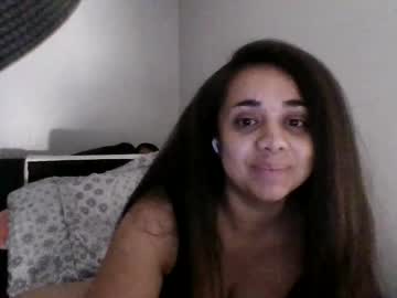 Cumragcake Chaturbate stream image from June 10, 2025