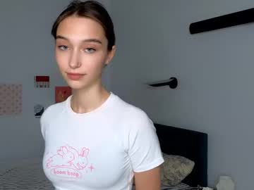 Smoothnesss Chaturbate stream image from June 10, 2025