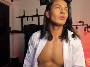 Lenno_Cherokee Chaturbate stream image from June 10, 2025