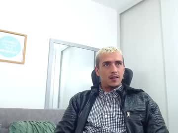 Ryan_Maxy Chaturbate stream image from June 10, 2025