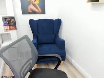 Temtingfloww Chaturbate stream image from June 10, 2025