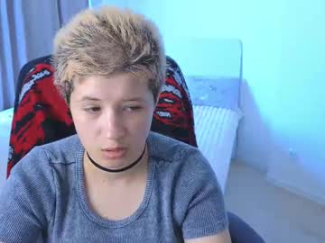 Annabella445 Chaturbate stream image from June 10, 2025