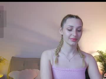 Misaakey Chaturbate stream image from June 10, 2025