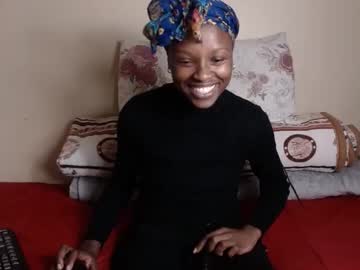 Nawtylarissa_ Chaturbate stream image from June 10, 2025