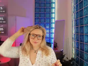 Ellie_Nova Chaturbate stream image from June 10, 2025