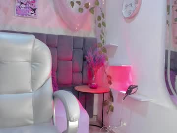 Emilyjonhs Chaturbate stream image from June 10, 2025