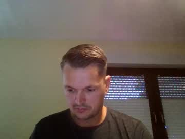 Piercingsxxx Chaturbate stream image from June 10, 2025