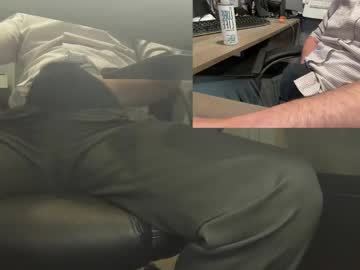 Watchmepop4u Chaturbate stream image from June 10, 2025